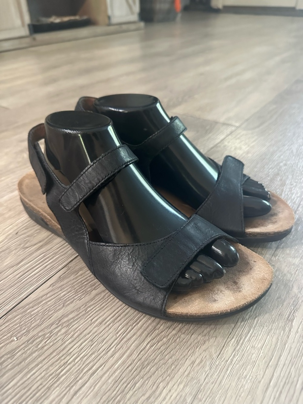 DANSKO Women's Ronda Black Leather Sandals Women’s Sz EUR 42